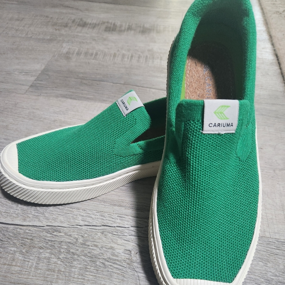 Cariuma Vibrant Green Canvas Slip-Ons